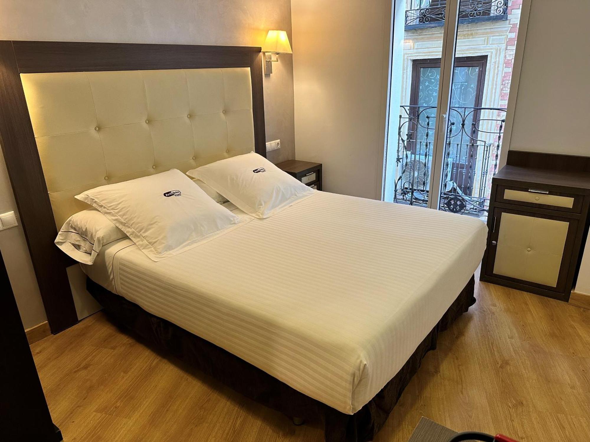 Antidoto Rooms Zocodover Check-In On Line Toledo Exterior foto