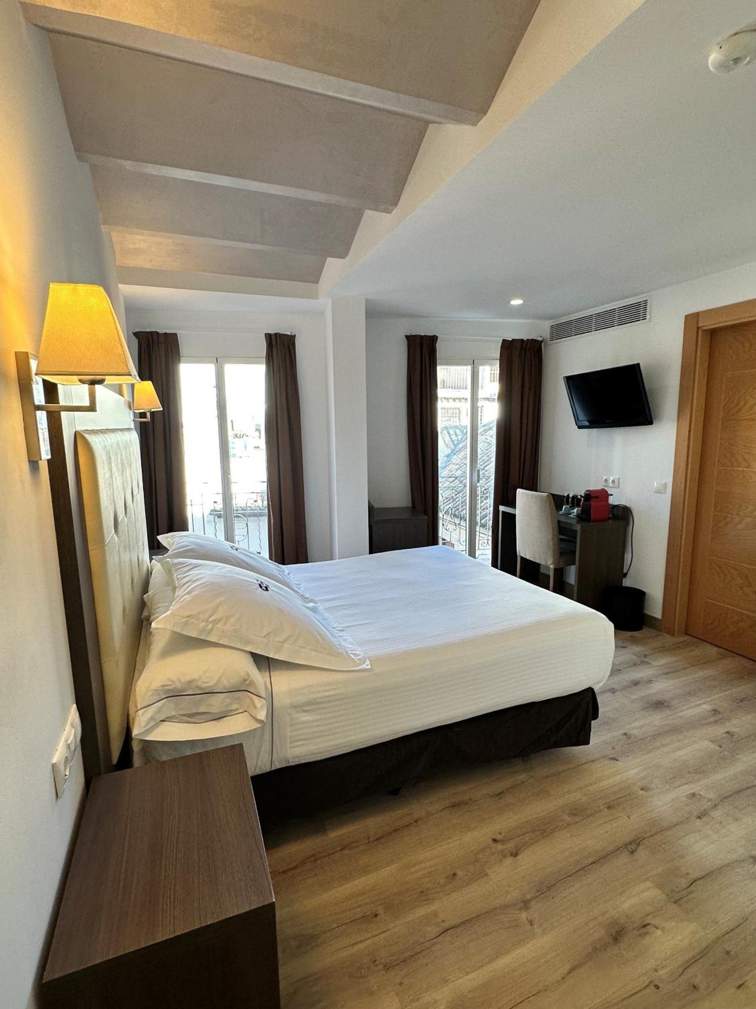 Antidoto Rooms Zocodover Check-In On Line Toledo Exterior foto